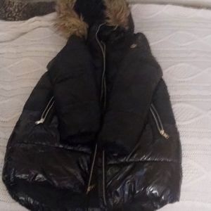 Michael kors girls black puffer coat with fur collar